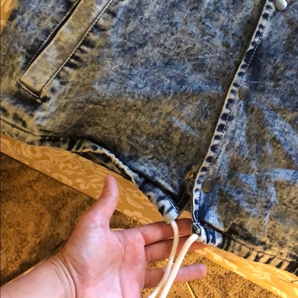 Brooklyn Jean Jacket - Picture 6 of 7
